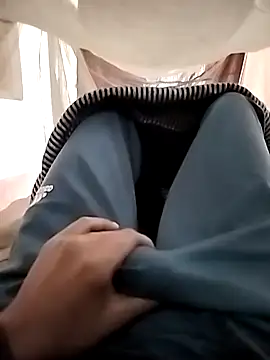 mith087 online show from December 24, 2024, 7:17 am