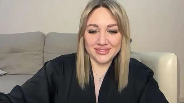 Snapshot of VickyLove047 chatting on May 3, 2026, 6:51 am VickyLove047 online show from May 3, 2026, 6:51 am