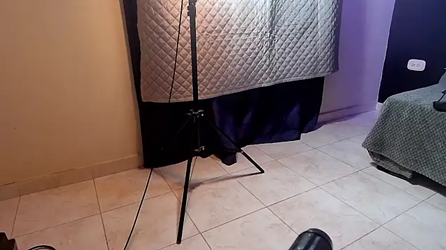 Snapshot of anais_tgn chatting on March 20, 2025, 11:45 pm anais tgn online show from March 20, 2025, 11:45 pm