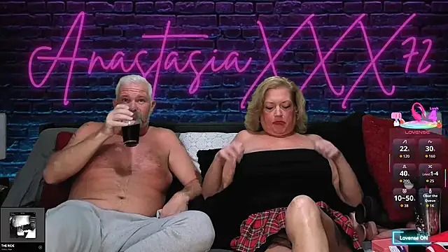 anastasiaxxx72 online show from November 9, 2025, 11:31 pm