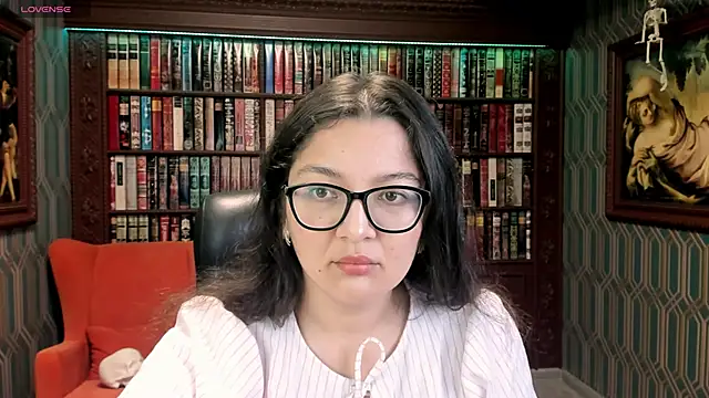 ZarifaBev online show from September 11, 2025, 10:10 pm