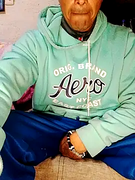 NewBe9D9 online show from November 26, 2025, 9:20 am