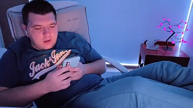 JasonJacks online show from October 25, 2025, 4:33 am