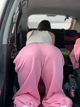 JulliaVegas online show from February 28, 2025, 5:04 am