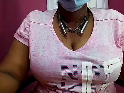 Snapshot of Tamilsathya2024 chatting on February 19, 2025, 2:01 am Tamilsathya2024 online show from February 19, 2025, 2:01 am