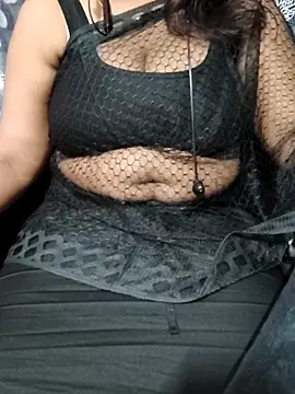 Snapshot of Tamilsathya2024 chatting on December 17, 2025, 3:55 am Tamilsathya2024 online show from December 17, 2025, 3:55 am