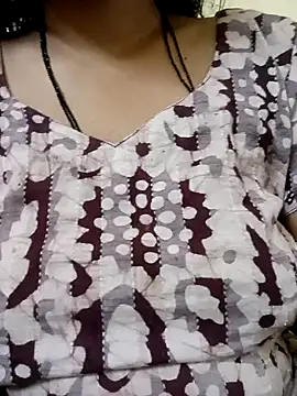Snapshot of sunita-doll chatting on July 13, 2026, 7:40 am sunita-doll online show from July 13, 2026, 7:40 am