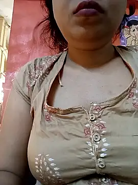 sunita-doll online show from November 25, 2025, 3:07 am