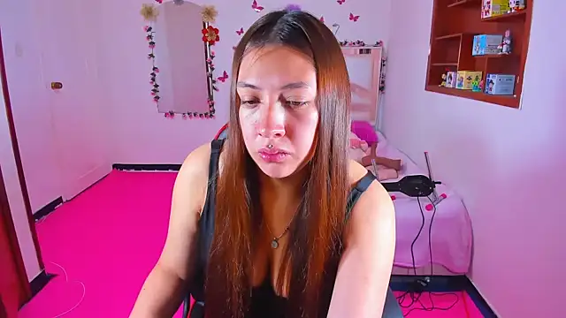 perlabeautiful online show from February 25, 2026, 11:48 pm