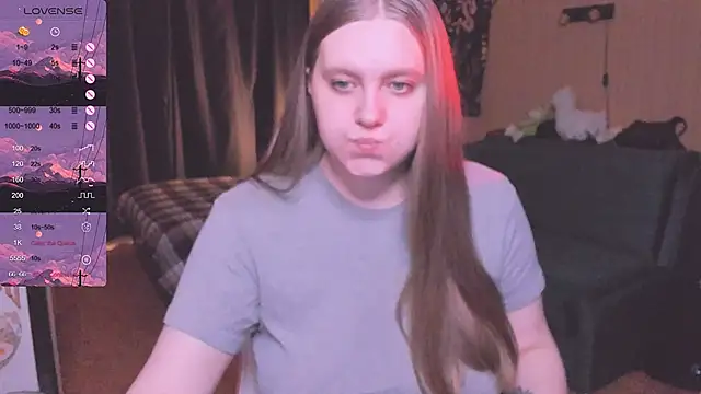 Alice Dreamgirl  online show from October 15, 2025, 9:39 am