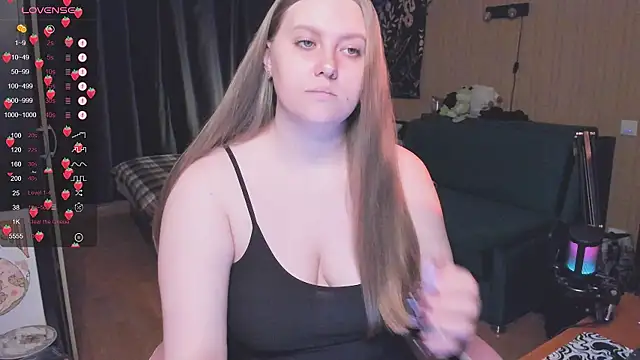 Alice Dreamgirl  online show from September 30, 2025, 8:53 am