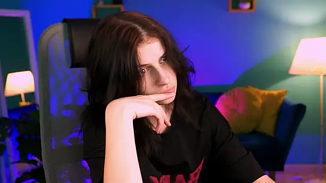 Snapshot of JadeCastle_ chatting on January 19, 2026, 4:22 pm JadeCastle online show from January 19, 2026, 4:22 pm