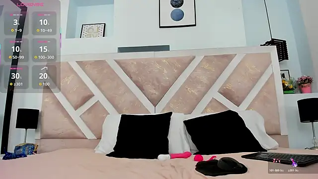 hotmature1 online show from March 28, 2026, 11:11 am