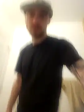 Huntzg23 online show from February 23, 2026, 7:58 pm