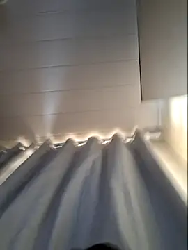 Leinad27 online show from February 4, 2026, 4:02 pm