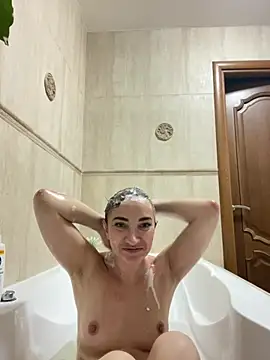 Snapshot of AnneHaddaway chatting on May 3, 2026, 6:44 pm AnneHaddaway online show from May 3, 2026, 6:44 pm