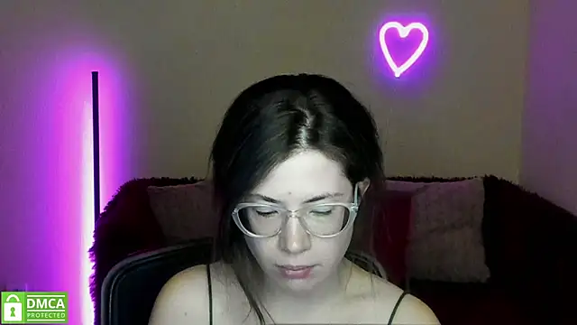 Alicia redfollow online show from March 7, 2025, 12:34 pm