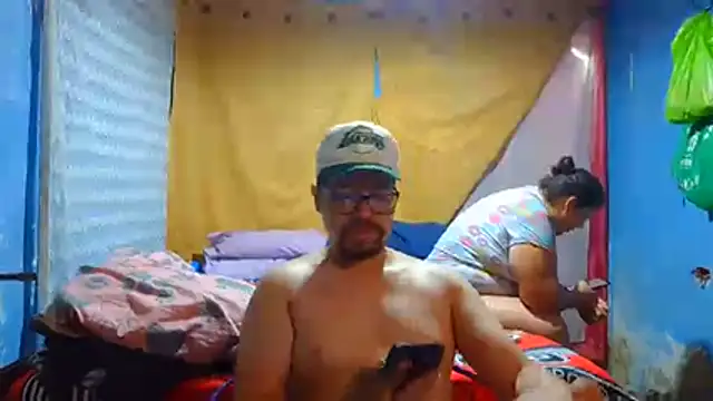 pecadodulce123 online show from June 15, 2026, 5:01 pm