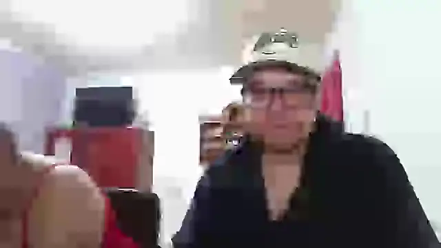 pecadodulce123 online show from February 3, 2025, 4:14 am