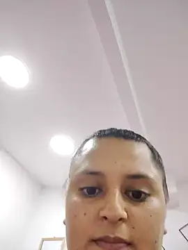 Miss balloonsmila online show from March 11, 2025, 12:22 am