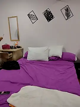 Miss balloonsmila online show from February 3, 2025, 9:29 pm