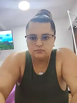 Miss balloonsmila online show from September 12, 2025, 3:17 am