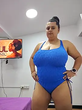 Miss balloonsmila online show from October 9, 2025, 5:30 am