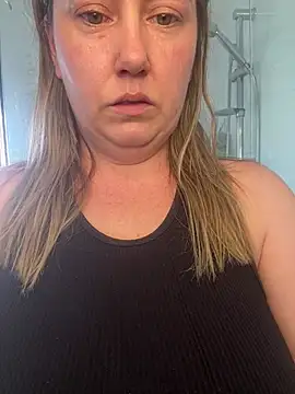 bustyblissxx online show from December 17, 2024, 3:06 am