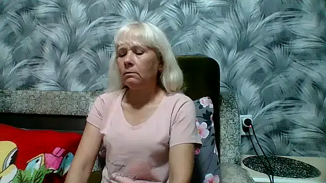 sakura blonde online show from October 9, 2025, 6:58 am