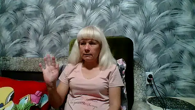 sakura blonde online show from October 8, 2025, 6:52 pm