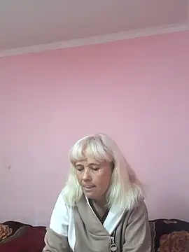 sakura blonde online show from September 26, 2025, 6:53 am