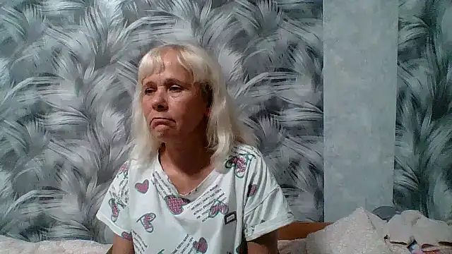 sakura blonde online show from October 7, 2025, 2:51 pm