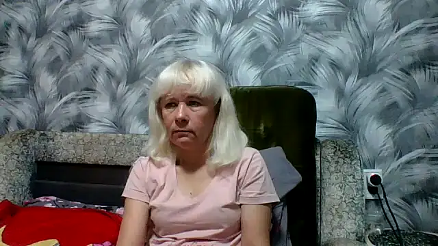 sakura blonde online show from October 27, 2025, 5:30 am