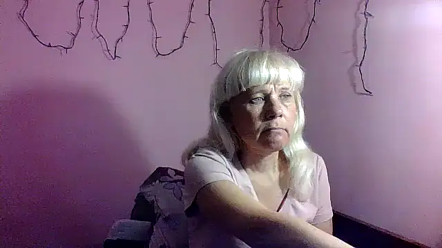 sakura blonde online show from March 31, 2026, 6:15 am