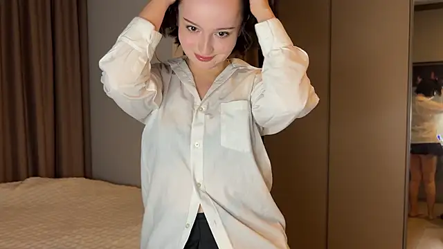 bumble bee online show from March 7, 2026, 11:05 am