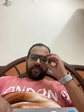 Arsh Loves Luv online show from December 27, 2024, 6:42 pm