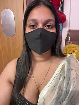 Akhi Akshaya online show from December 3, 2025, 8:03 am