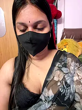 Akhi Akshaya online show from November 23, 2025, 5:28 am