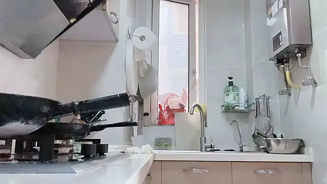 Z30966903S online show from September 11, 2025, 7:19 am