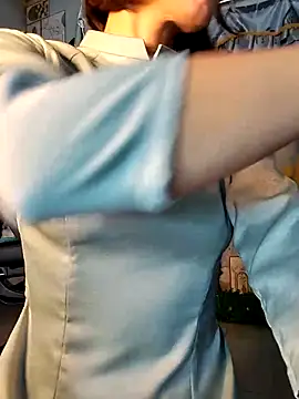 Lucy limon online show from November 4, 2025, 7:45 am