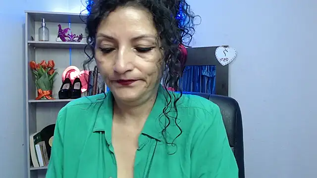 arianna ros3 online show from March 17, 2025, 2:01 pm
