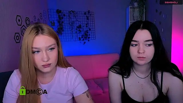 playful sophie online show from March 18, 2026, 8:21 pm