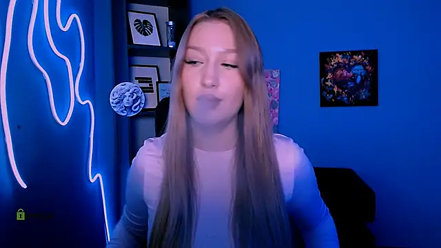 playful sophie online show from November 30, 2025, 4:30 pm