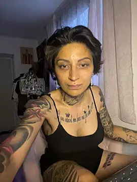 Lucky Deniz online show from July 6, 2026, 8:54 am