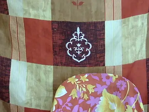 Snapshot of Ven-Love chatting on February 9, 2025, 4:29 pm Ven-Love online show from February 9, 2025, 4:29 pm