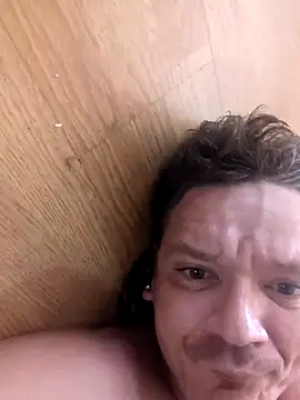 biggnipz online show from December 16, 2024, 11:07 pm