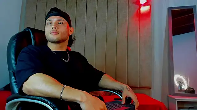 jeicob gagnon online show from September 28, 2025, 5:36 am