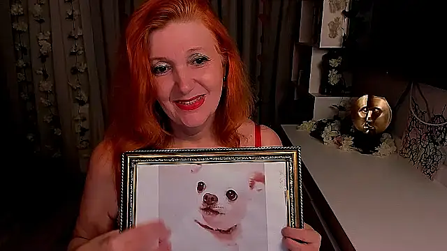 Fire-Fox-One online show from September 15, 2025, 8:09 pm