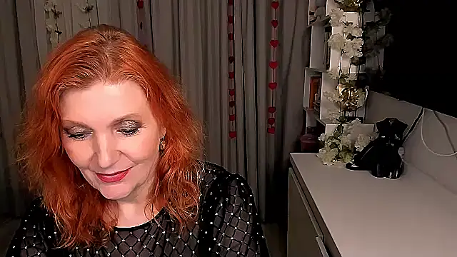 Fire-Fox-One online show from November 30, 2025, 8:31 pm