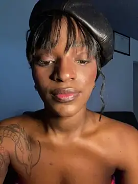 Zizi-campbel online show from February 5, 2025, 10:11 pm